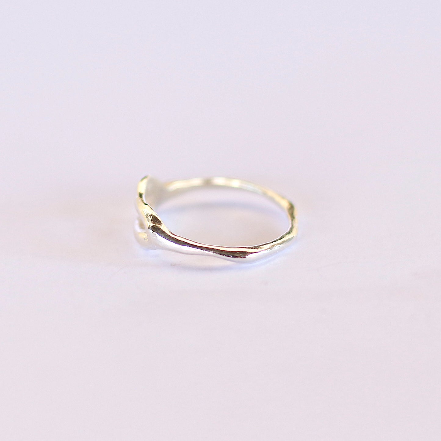 Ring silver gold plated green tourmaline organic shape fluid handcrafted Handmade bespoke lisbon