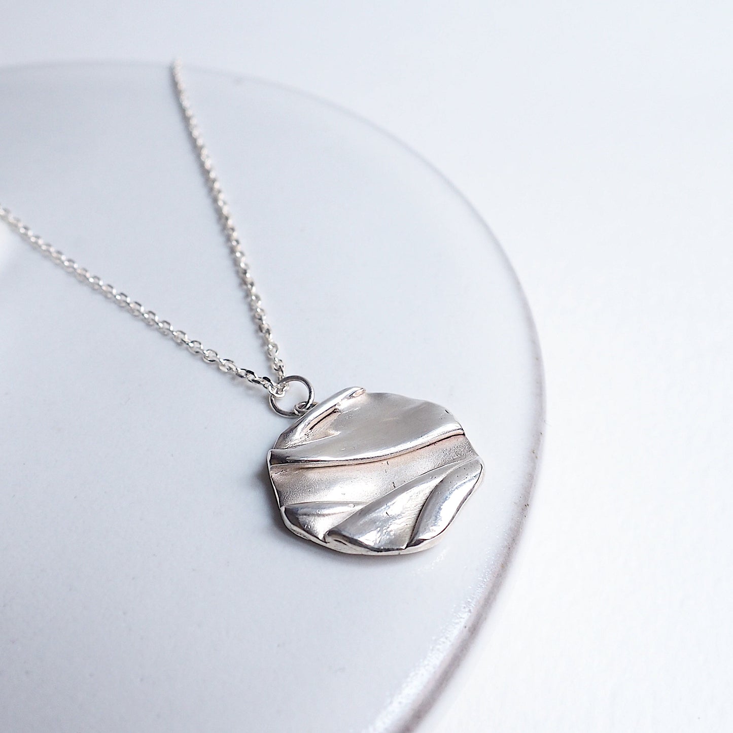 Seta Button Necklace