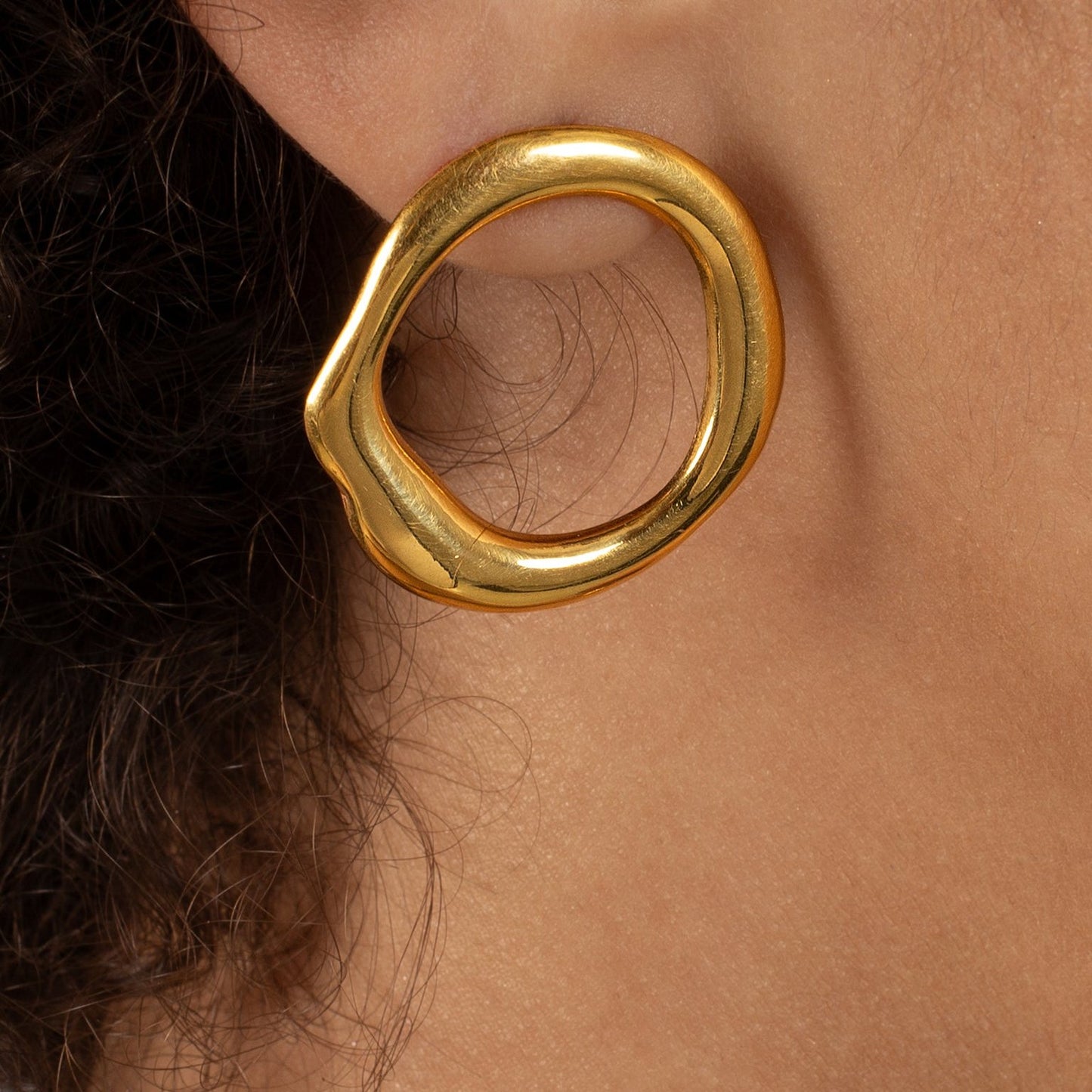 Round Earrings